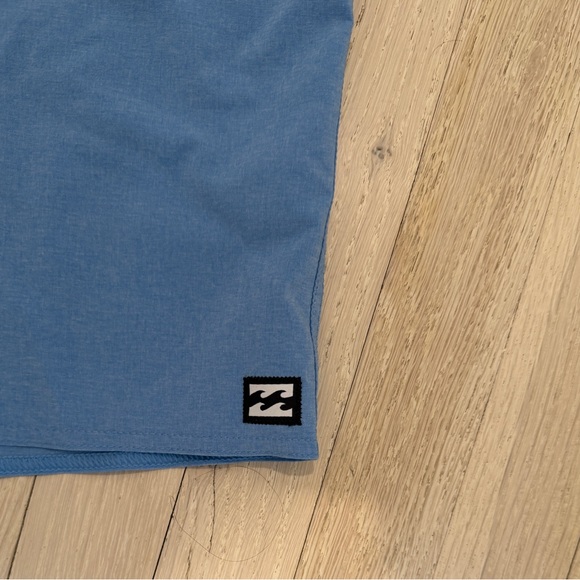 Billabong Light Blue Board Shorts Men’s Size 26 - Picture 4 of 7